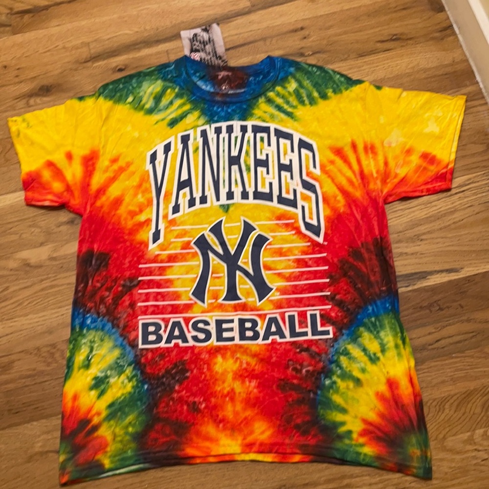 Tie dye Yankee shirt lg men